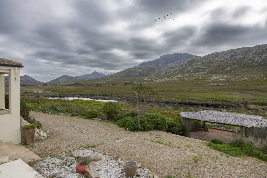 Commercial Property for Sale in Pringle Bay Western Cape